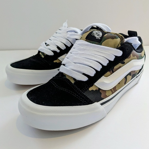 Shoes - Vans Knu Skool Camo